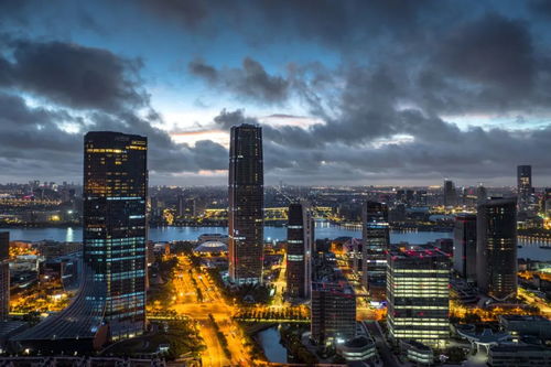 每日昱言丨潘功勝 推出房地產(chǎn)支持政策組合,用市場化方式加快推動(dòng)存量商品房去庫存